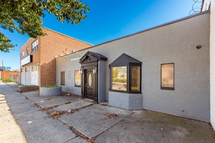 1251 W Broad St, Columbus, OH à vendre - Photo du bâtiment - Image 2 de 54