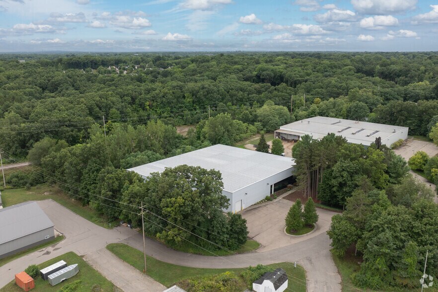 4870 Fulton St, Ada, MI à vendre - Aérien - Image 3 de 4