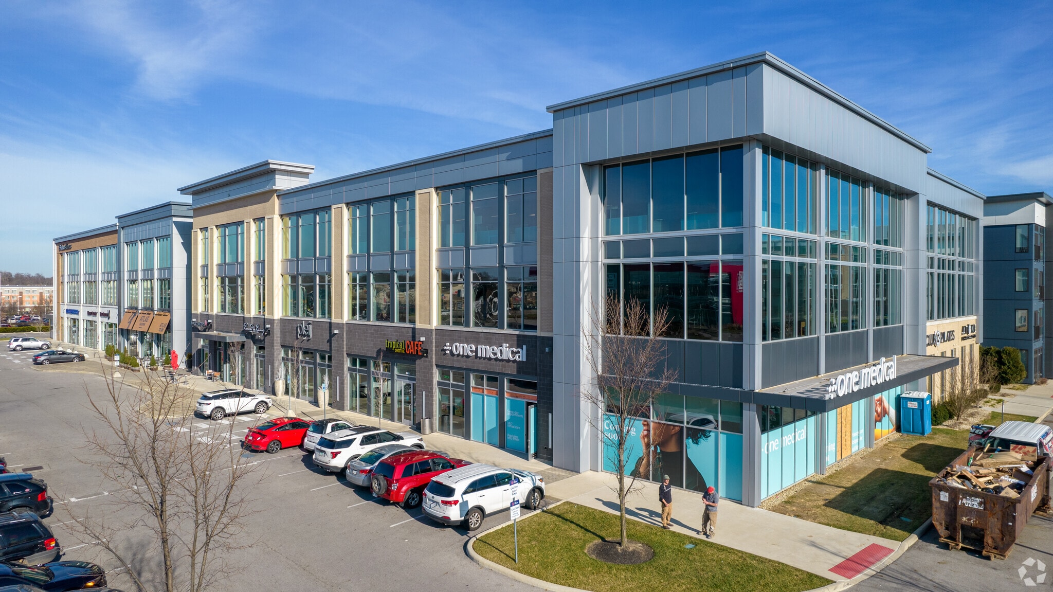 The Pointe At Polaris portefeuille de 2 propriétés à vendre sur LoopNet.ca Photo principale- Image 1 de 3