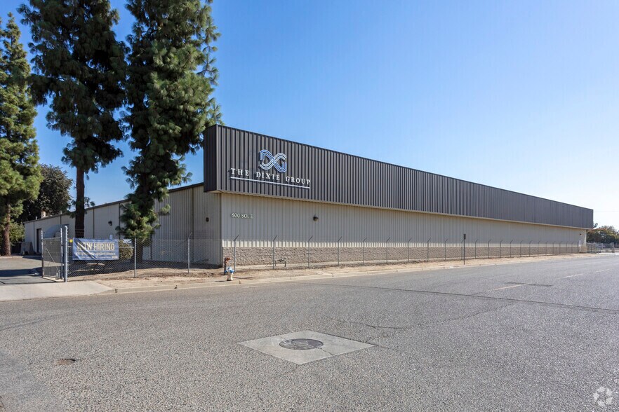 600 S E St, Porterville, CA à louer - Photo du bâtiment - Image 2 de 5
