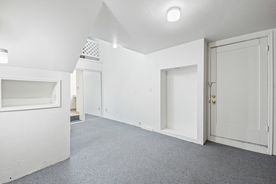7320-7326 SE Milwaukie Ave, Portland, OR for lease - Interior Photo - Image 3 of 10