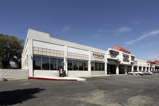 Plus de détails pour 1085 E Holt Ave, Pomona, CA - Commerce de détail à louer