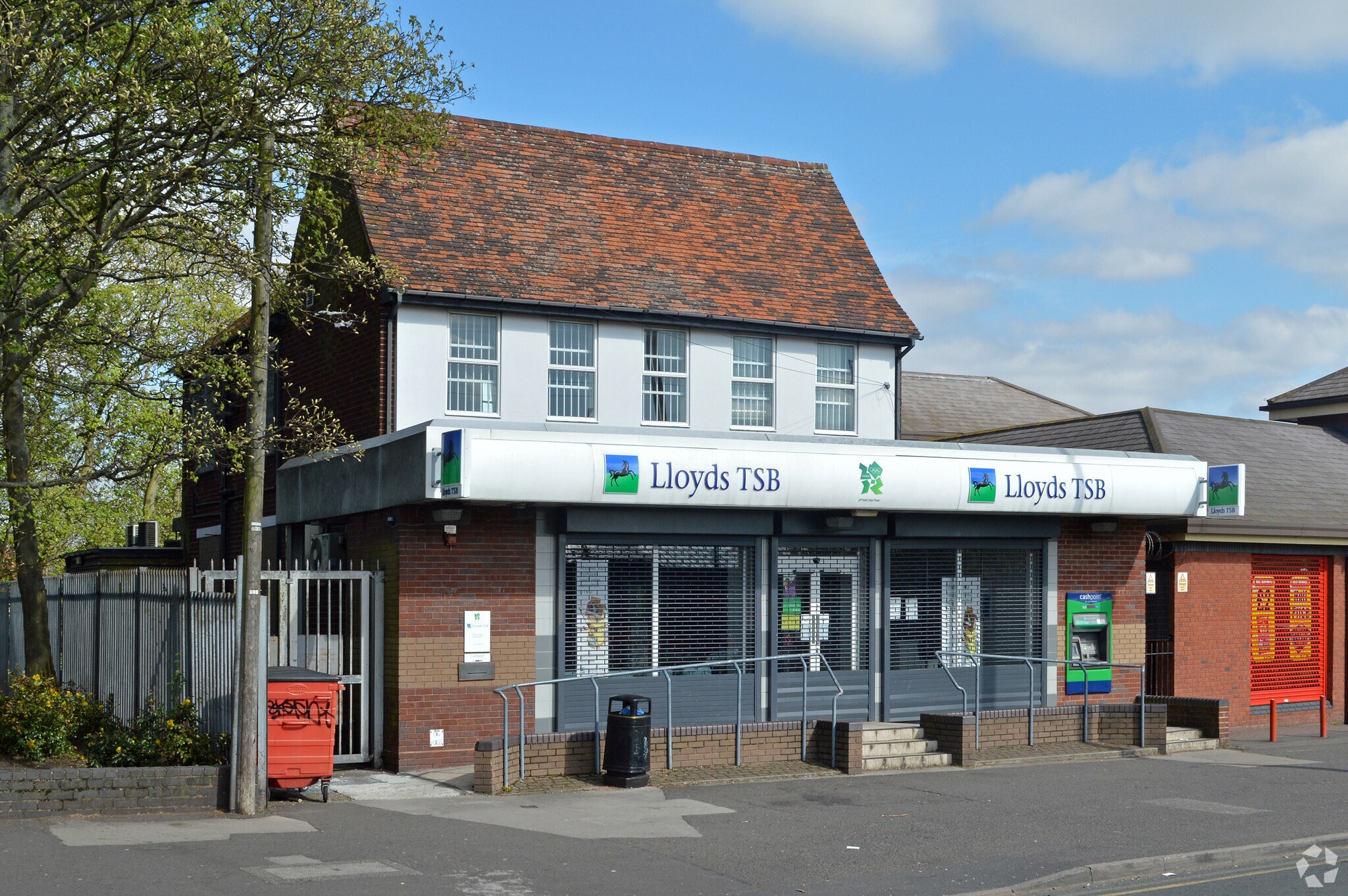 595 Kingstanding Rd, Birmingham à louer Photo principale- Image 1 de 4
