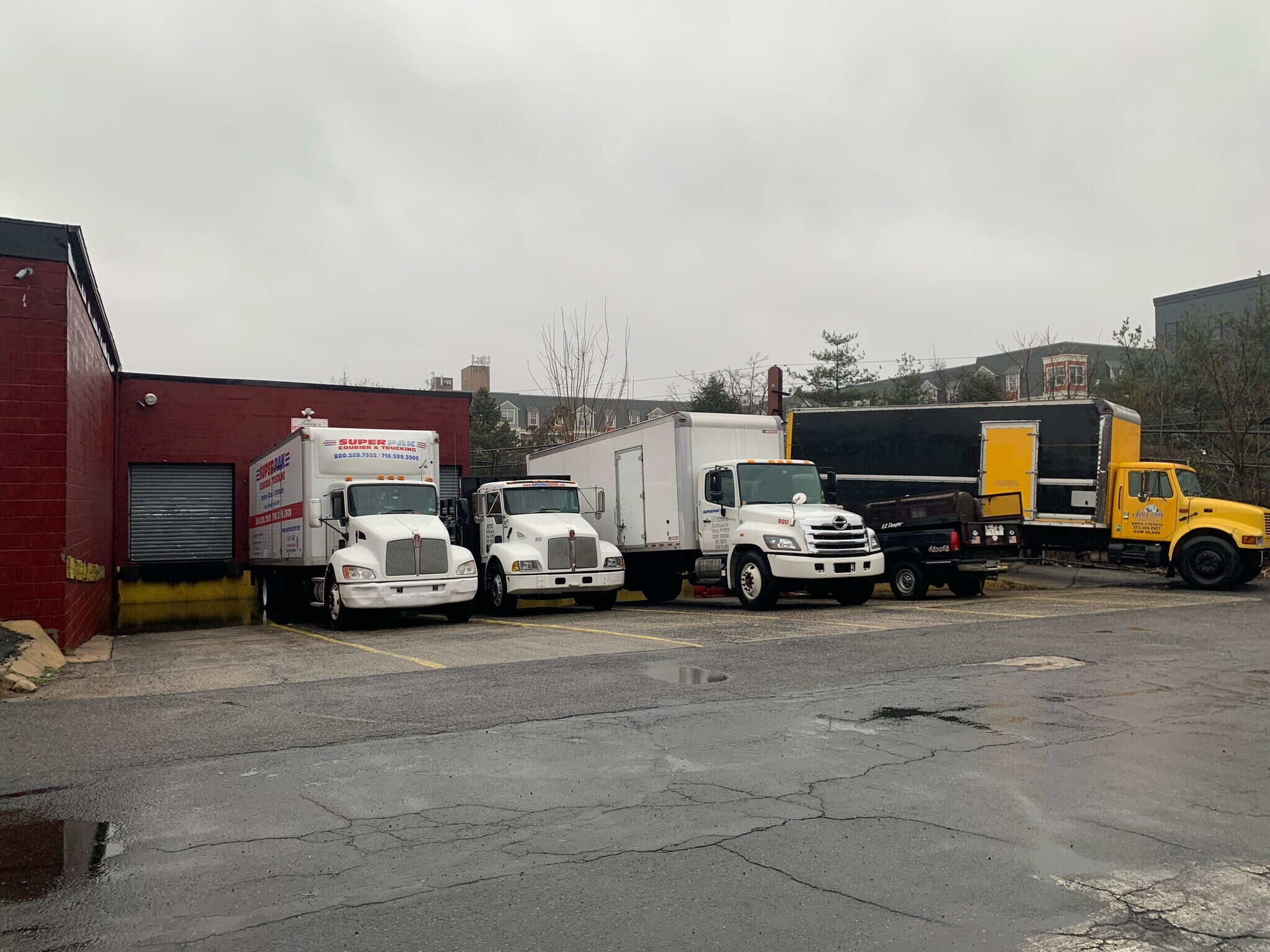 141 N 13th St, Newark, NJ à louer Photo du bâtiment- Image 1 de 7