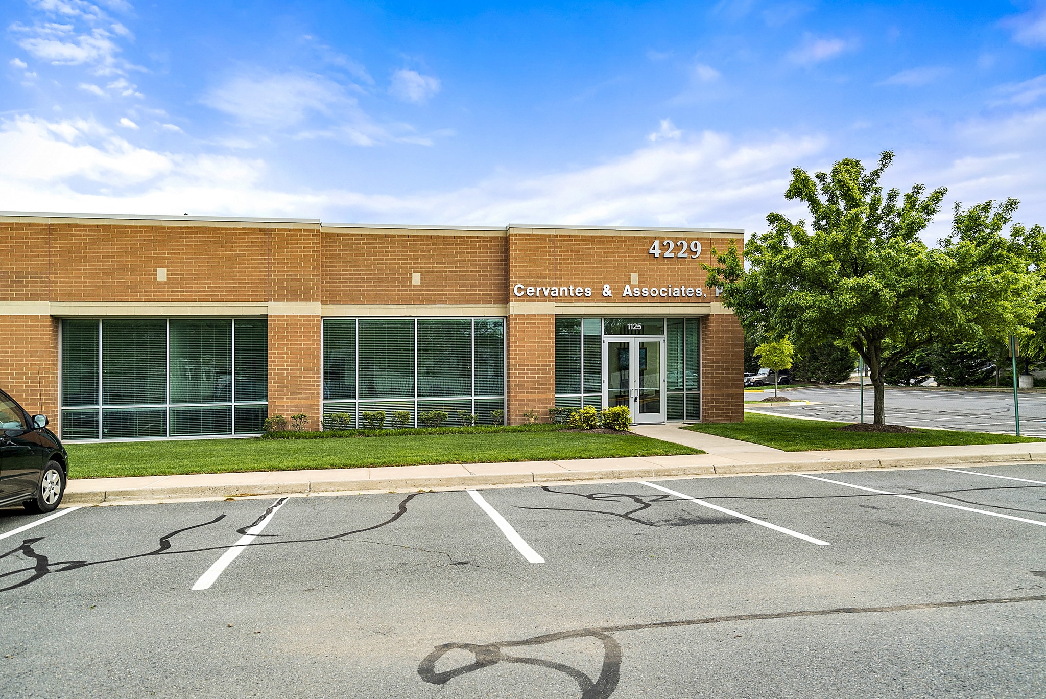4229 Lafayette Center Dr, Chantilly, VA for lease Primary Photo- Image 1 of 12