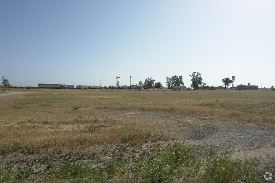 305 Prosperity Blvd, Chowchilla, CA à vendre - Photo principale - Image 1 de 6