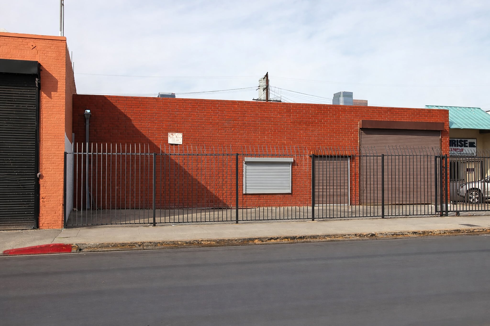 725 Stanford Ave, Los Angeles, CA for sale Primary Photo- Image 1 of 14