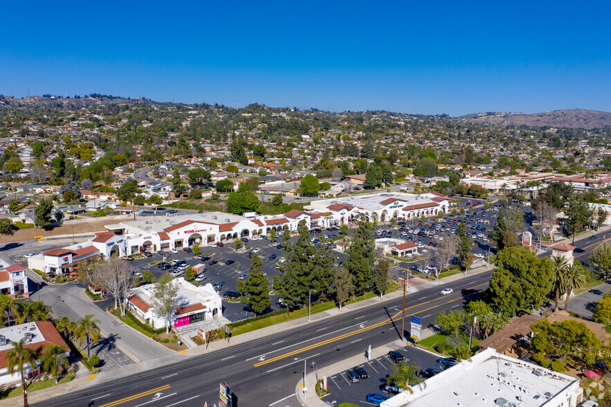 1249-1305 W Whittier Blvd, La Habra, CA for lease - Building Photo - Image 2 of 5