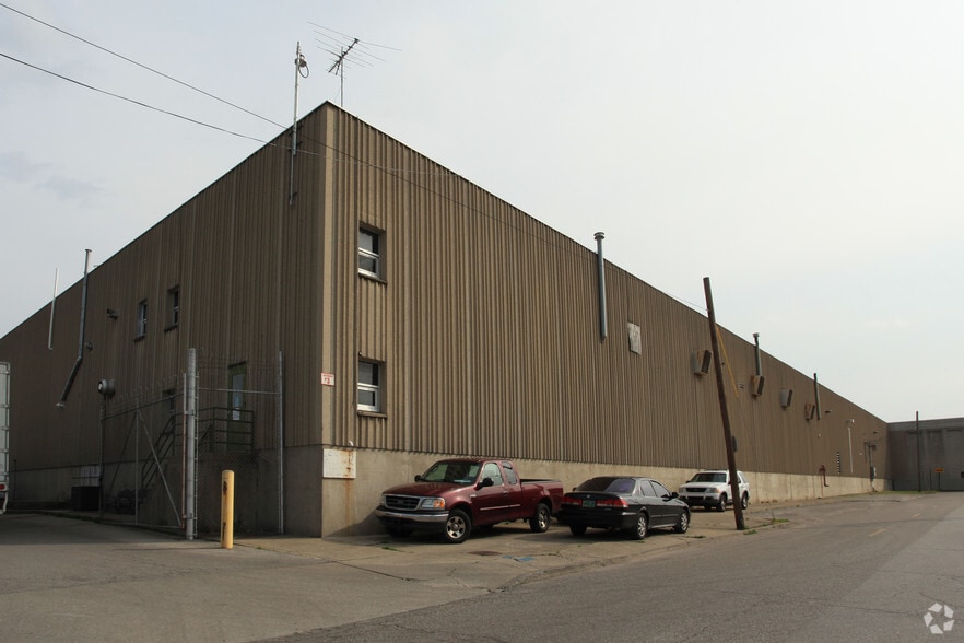1661 W Hill St, Louisville, KY for lease - Building Photo - Image 3 of 41