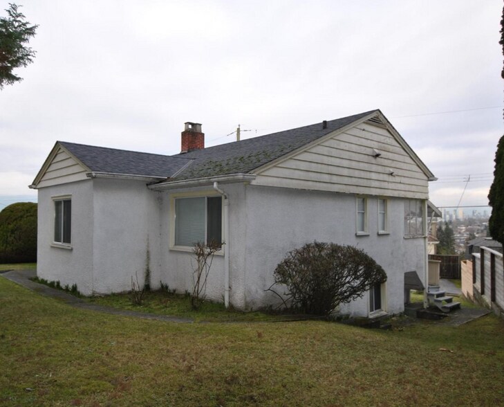 4180 Quesnel Dr, Vancouver, BC à vendre - Photo principale - Image 3 de 3