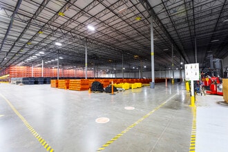 1405 Worldwide Blvd, Hebron, KY à louer Photo intérieure- Image 1 de 1