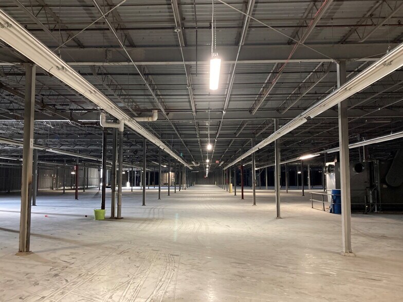 53 Manning Rd, Enfield, CT à louer - Photo intérieure - Image 3 de 36