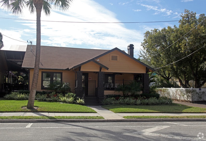 2500 E Azeele St, Tampa, FL à vendre - Photo du bâtiment - Image 1 de 2