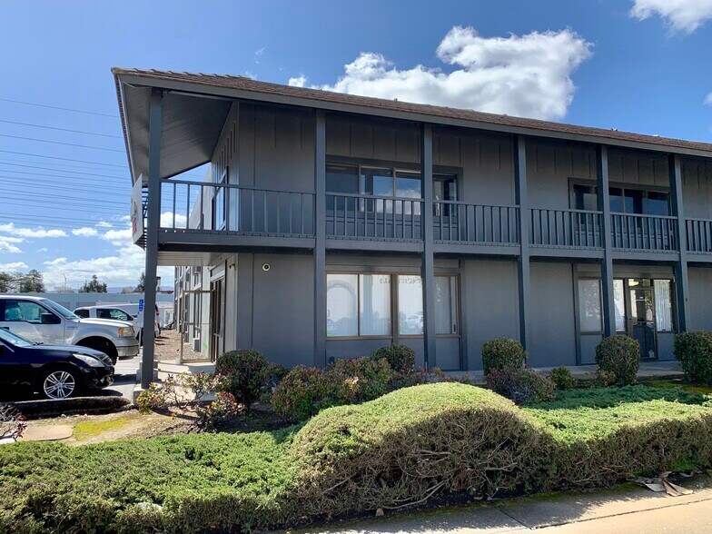 335-369 Beach Rd, Burlingame, CA à louer - Photo du bâtiment - Image 3 de 6