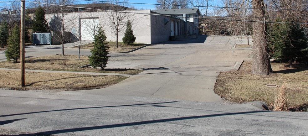 1410 E Diehl Ave, Des Moines, IA à vendre - Photo du bâtiment - Image 3 de 10