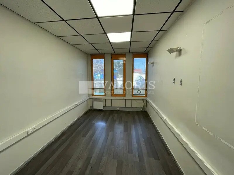 112-118 Rue Challemel Lacour, Lyon for lease Interior Photo- Image 1 of 12