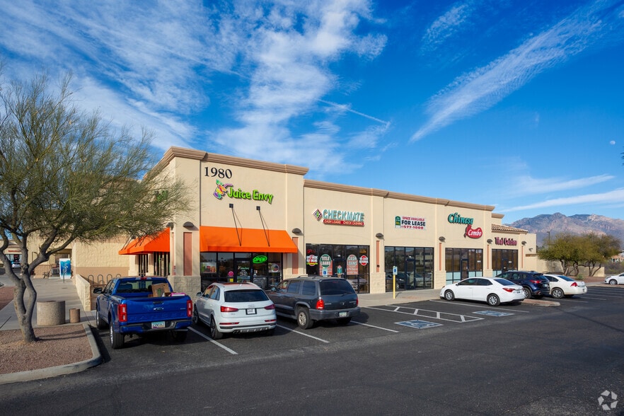 2040 W Orange Grove Rd, Tucson, AZ for lease - Building Photo - Image 2 of 5