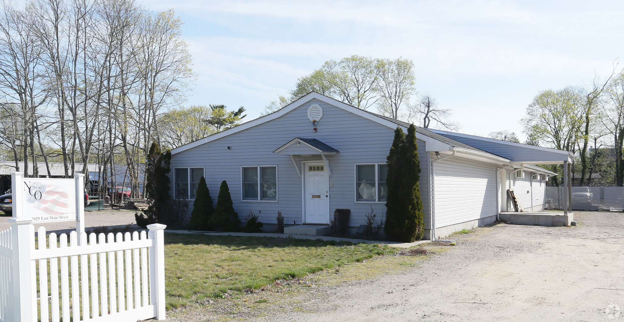 1029 E Main St, Riverhead, NY à vendre Photo principale- Image 1 de 1