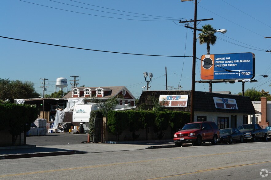 12216 Firestone Blvd, Norwalk, CA à louer - Photo du bâtiment - Image 2 de 2