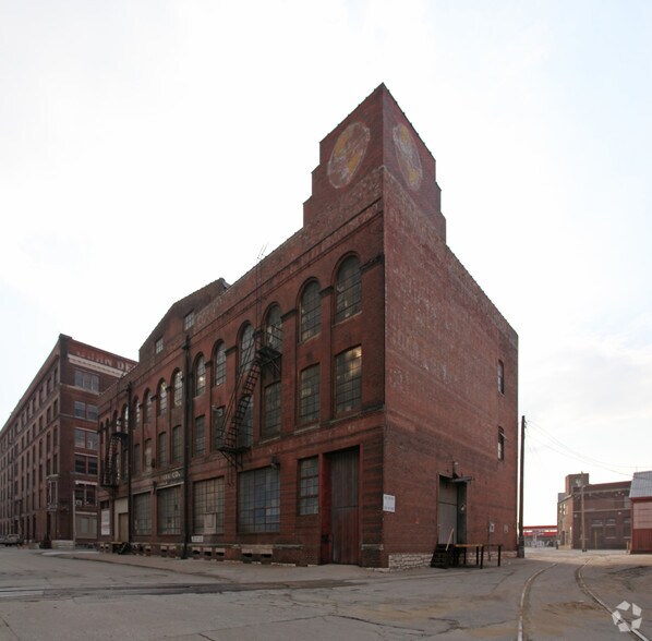 1400 W 13th St, Kansas City, MO à louer - Photo du bâtiment - Image 3 de 12