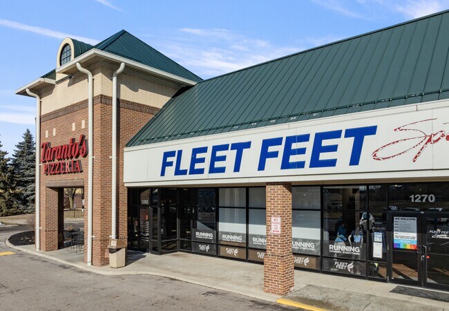 Plus de détails pour 1182-1282 E Powell Dr, Lewis Center, OH - Commerce de détail à louer