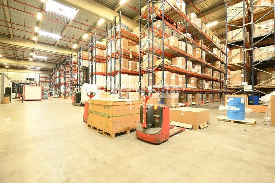 Bureau dans Mions à louer - Photo intérieure - Image 1 de 19