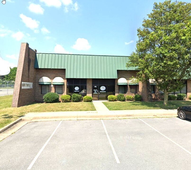 160-170 Dawson Dr, Winchester, VA à louer Photo principale- Image 1 de 4