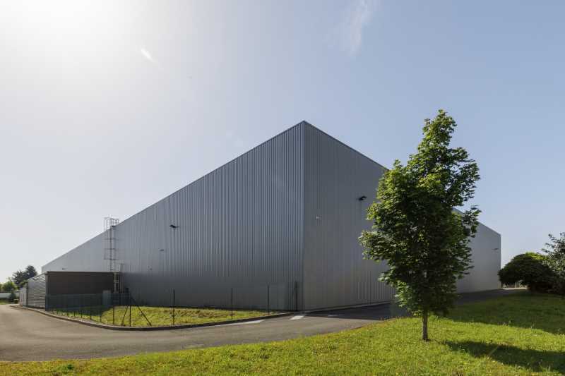 Flex dans Miribel à louer - Photo du bâtiment - Image 3 de 14