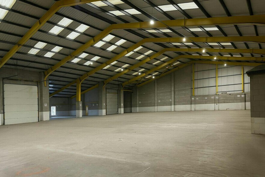 Kirkby Bank Rd, Liverpool for lease - Building Photo - Image 3 of 9