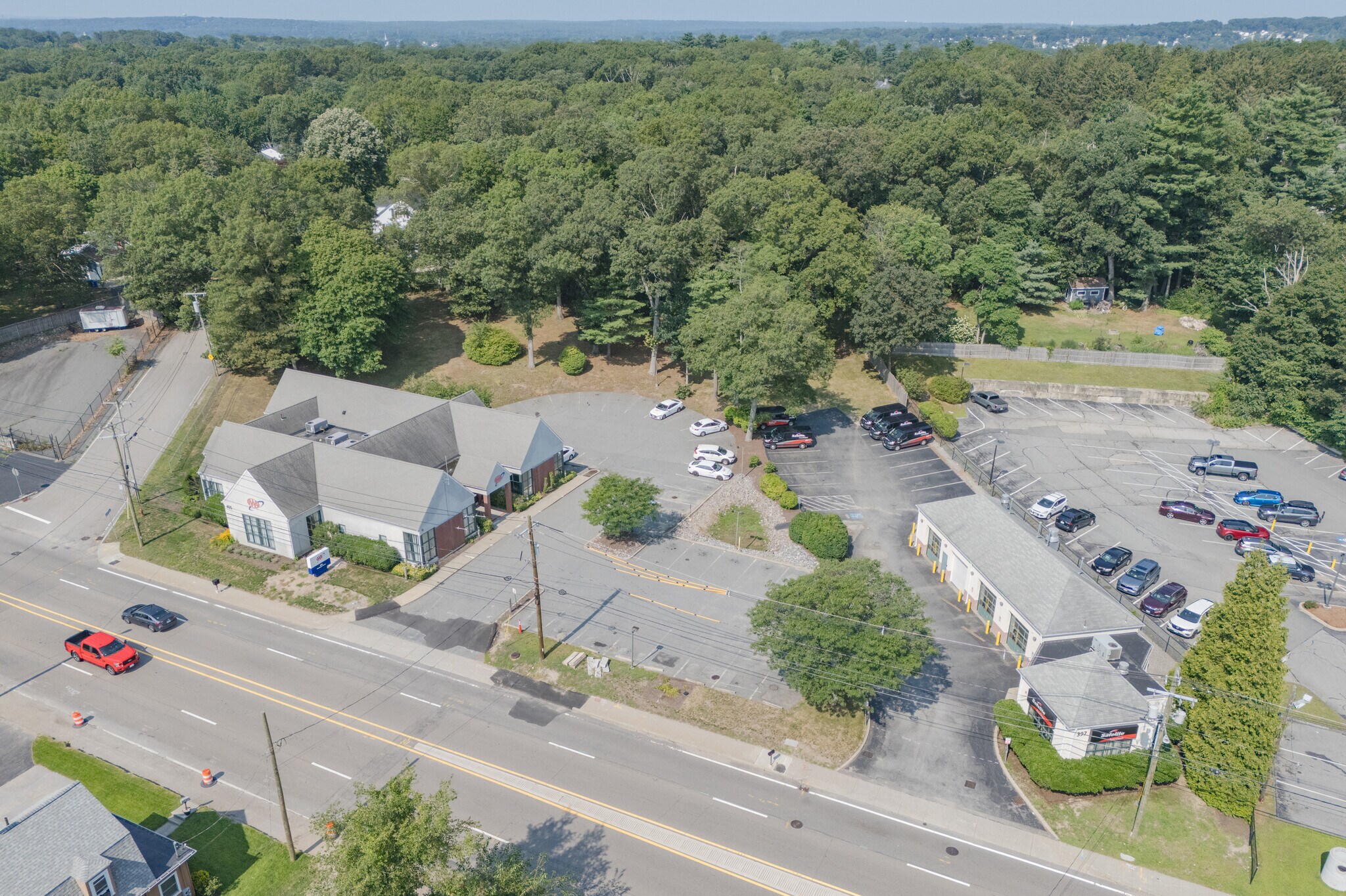 397-405 Washington Street, Attleboro, MA portefeuille de 2 propriétés à vendre sur LoopNet.ca Photo du bâtiment- Image 1 de 18