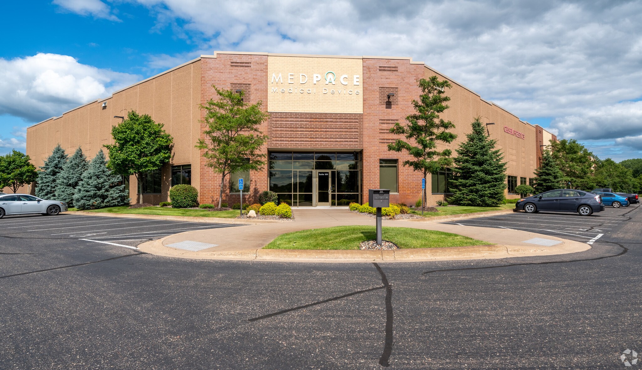 3787 95th Ave NE, Blaine, MN à louer Photo du bâtiment- Image 1 de 10