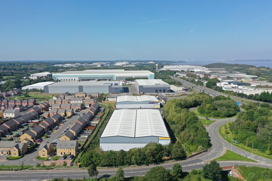 Rossmore Rd E, Ellesmere Port à louer - Photo du bâtiment - Image 2 de 8