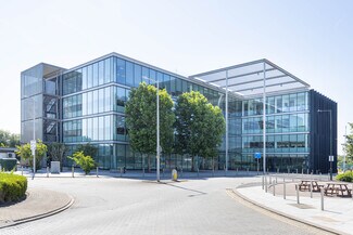 More details for 3 Beehive Ring Rd, Gatwick - Office for Lease