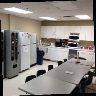 1625-1653 Larkin Williams Rd, Fenton, MO à louer - Hall d’entrée - Image 3 de 4