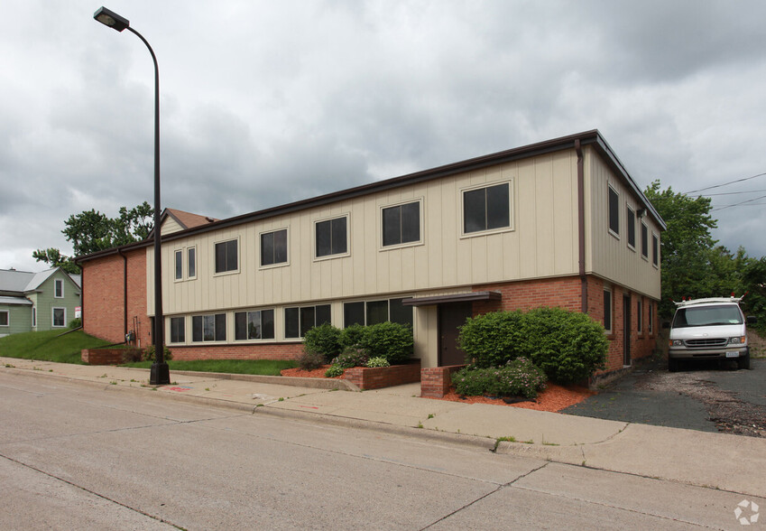 800 N 42nd Ave, Minneapolis, MN for lease - Primary Photo - Image 1 of 63