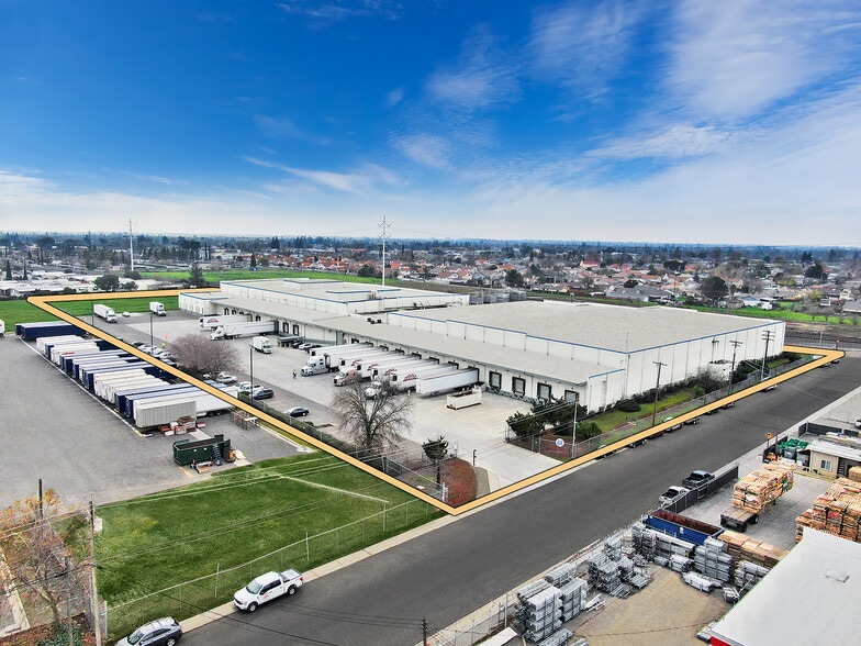 3100 52nd Ave, Sacramento, CA for lease - Building Photo - Image 2 of 29