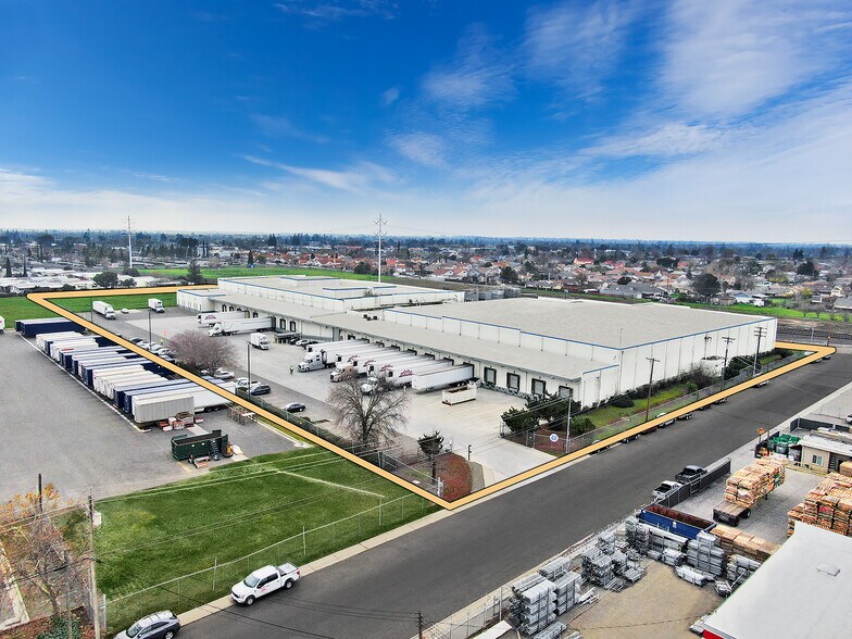 3100 52nd Ave, Sacramento, CA à louer - Photo du bâtiment - Image 2 de 29