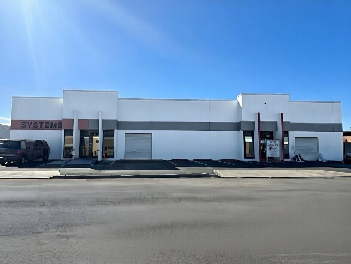 2410 Boardwalk St, San Antonio, TX for lease Primary Photo- Image 1 of 29