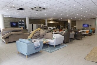 22-24 New Zealand Ave, Walton On Thames for lease Interior Photo- Image 2 of 2