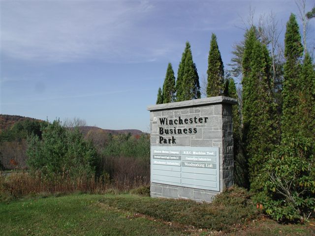 107 John G Groppo Dr, Winsted, CT à louer - Autre - Image 2 de 10