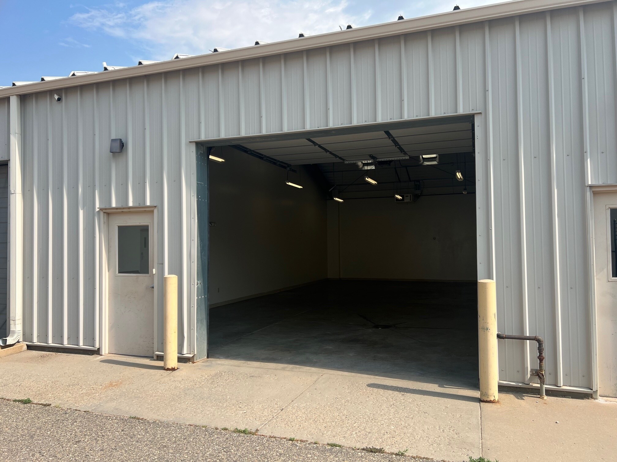 255 S Cleveland Ave, Loveland, CO à louer Photo intérieure- Image 1 de 4