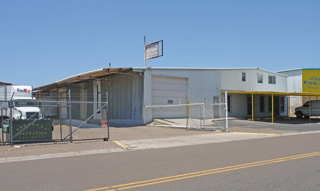 More details for 127 Flecha Ln, Laredo, TX - Industrial for Lease