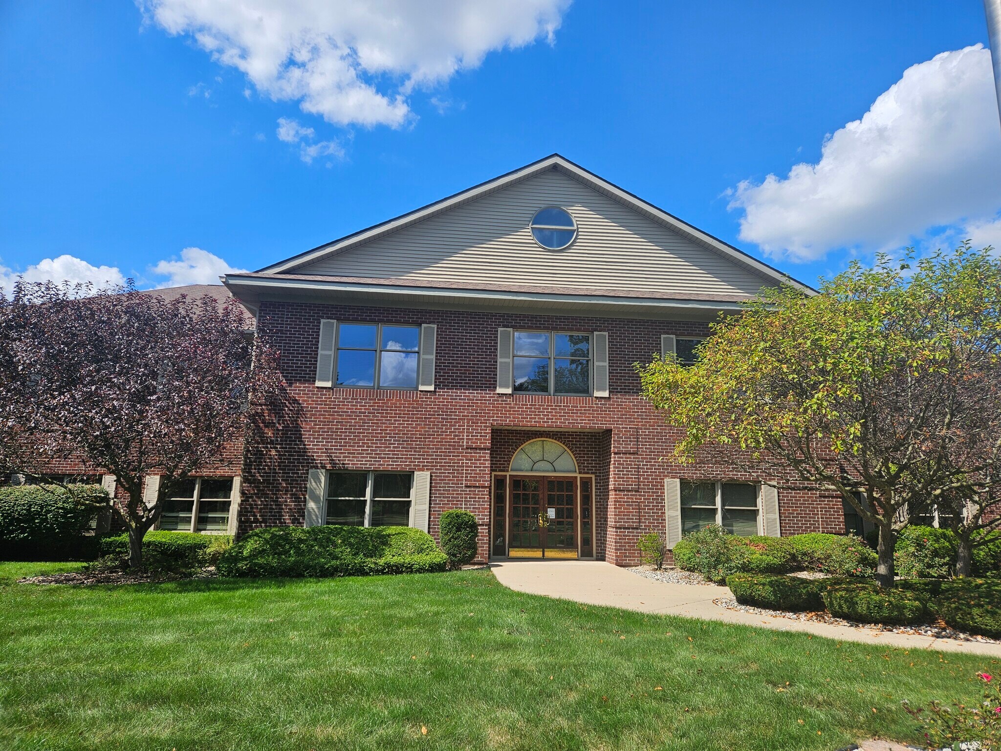 1475 S Washington Ave, Saginaw, MI for lease Primary Photo- Image 1 of 18