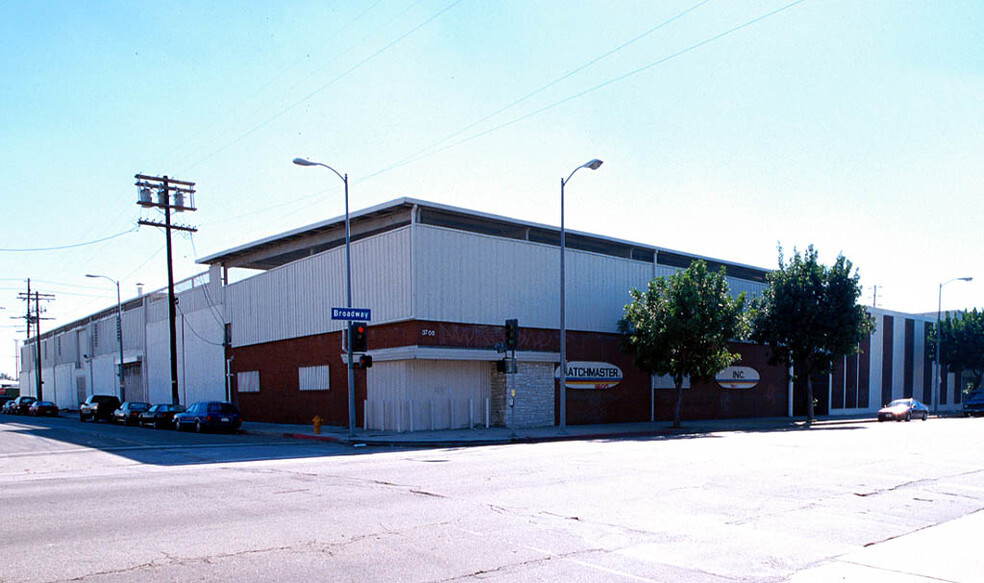 3700 S Broadway, Los Angeles, CA for sale - Primary Photo - Image 1 of 1