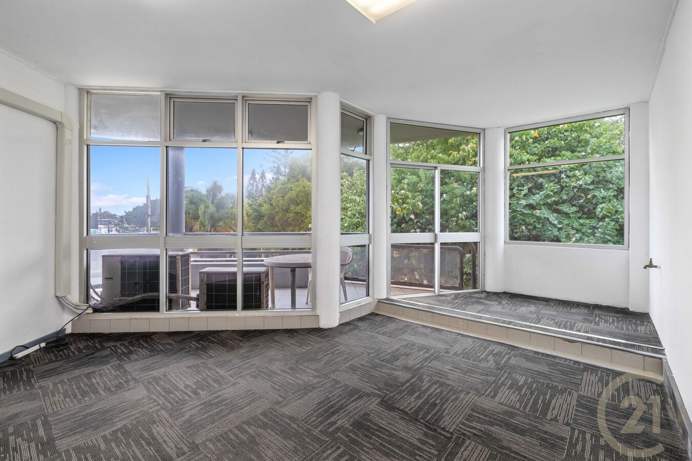 91 Landsborough Ave, Scarborough, QLD 4020 - Unit 5 -  - Interior Photo - Image 1 of 7