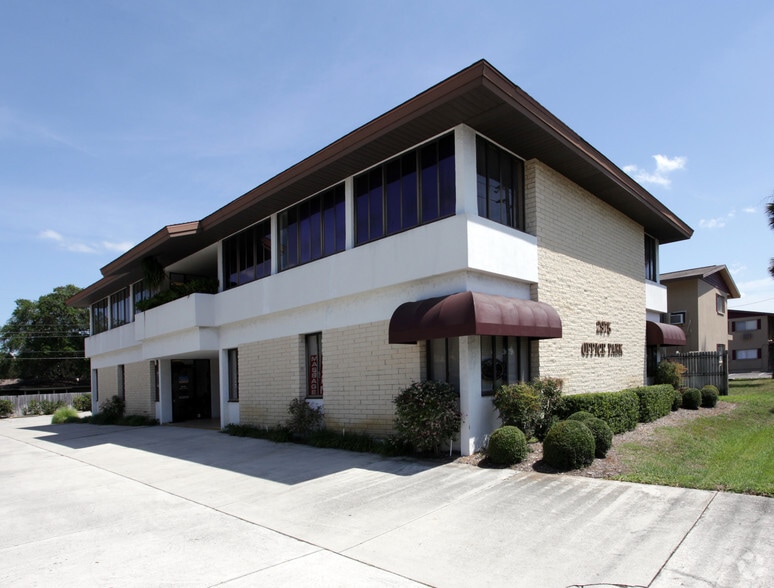 2975 Bee Ridge Rd, Sarasota, FL à louer - Photo du bâtiment - Image 2 de 21