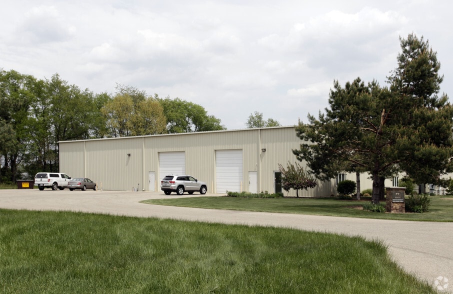 12655 Sandy Dr, Granger, IN for sale - Building Photo - Image 3 of 16