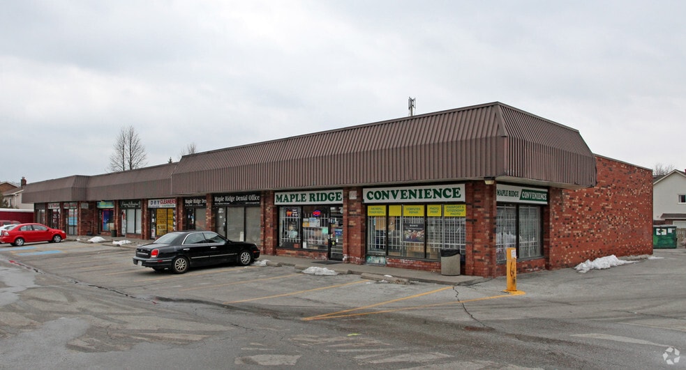 2060-2076 Liverpool Rd, Pickering, ON for lease - Primary Photo - Image 1 of 3