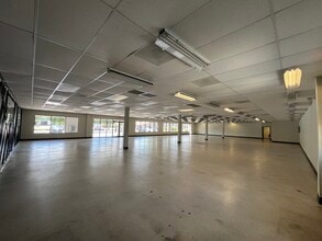 1338 Del Prado Blvd S, Cape Coral, FL for lease Interior Photo- Image 1 of 4