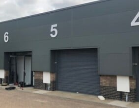 Swallowfields, Welwyn Garden City for lease Building Photo- Image 1 of 3